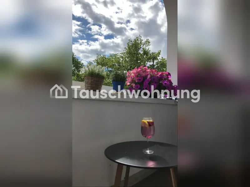 Tauschwohnung: Sonnige 3 Zimmer 101qm Simon Dach Logia+Balkon+Wanne — photo 1